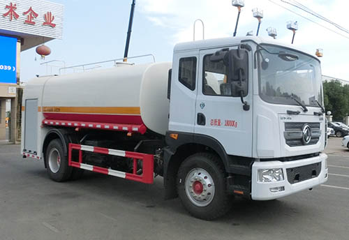 东风多利卡12.5吨水罐消防车