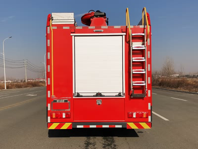 重汽豪沃18m³泡沫消防车