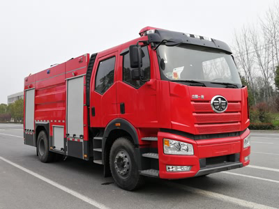 解放J6-8m³泡沫消防车