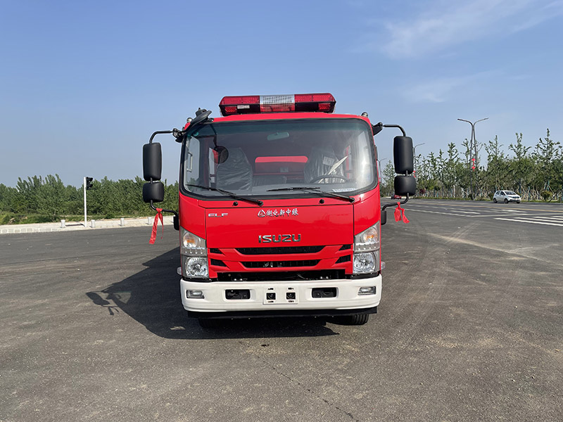 庆铃五十铃4吨水罐消防车